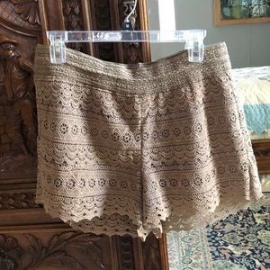 Beige/tan lace shorts with soft lining